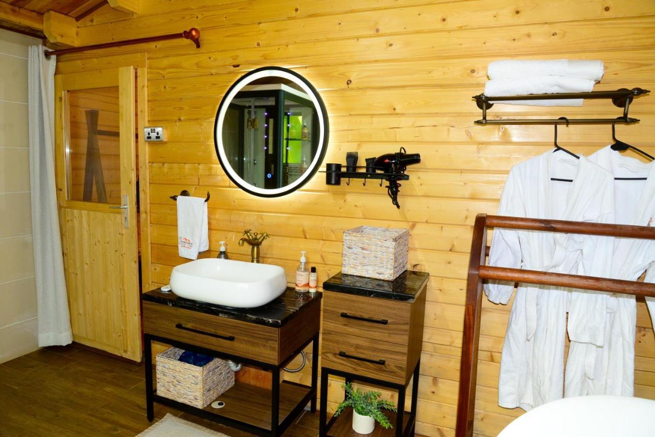 Severine Cottages And Lounge Ltd Nairobi Buitenkant foto