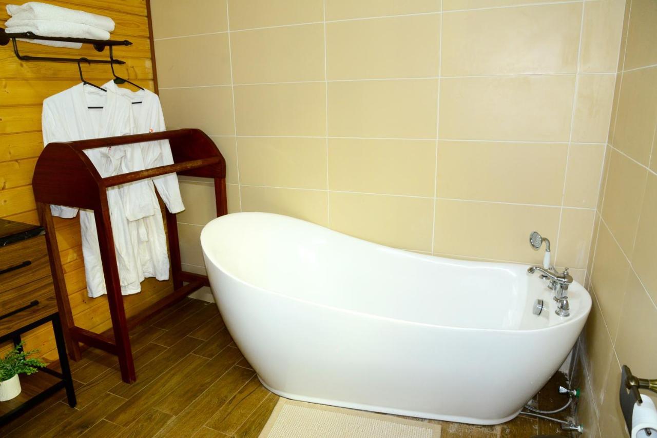 Severine Cottages And Lounge Ltd Nairobi Buitenkant foto