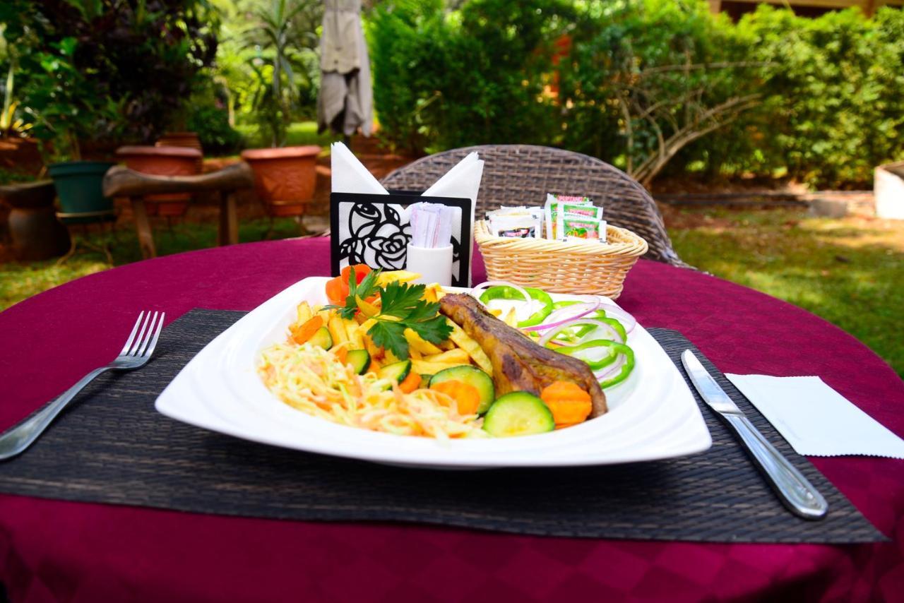 Severine Cottages And Lounge Ltd Nairobi Buitenkant foto
